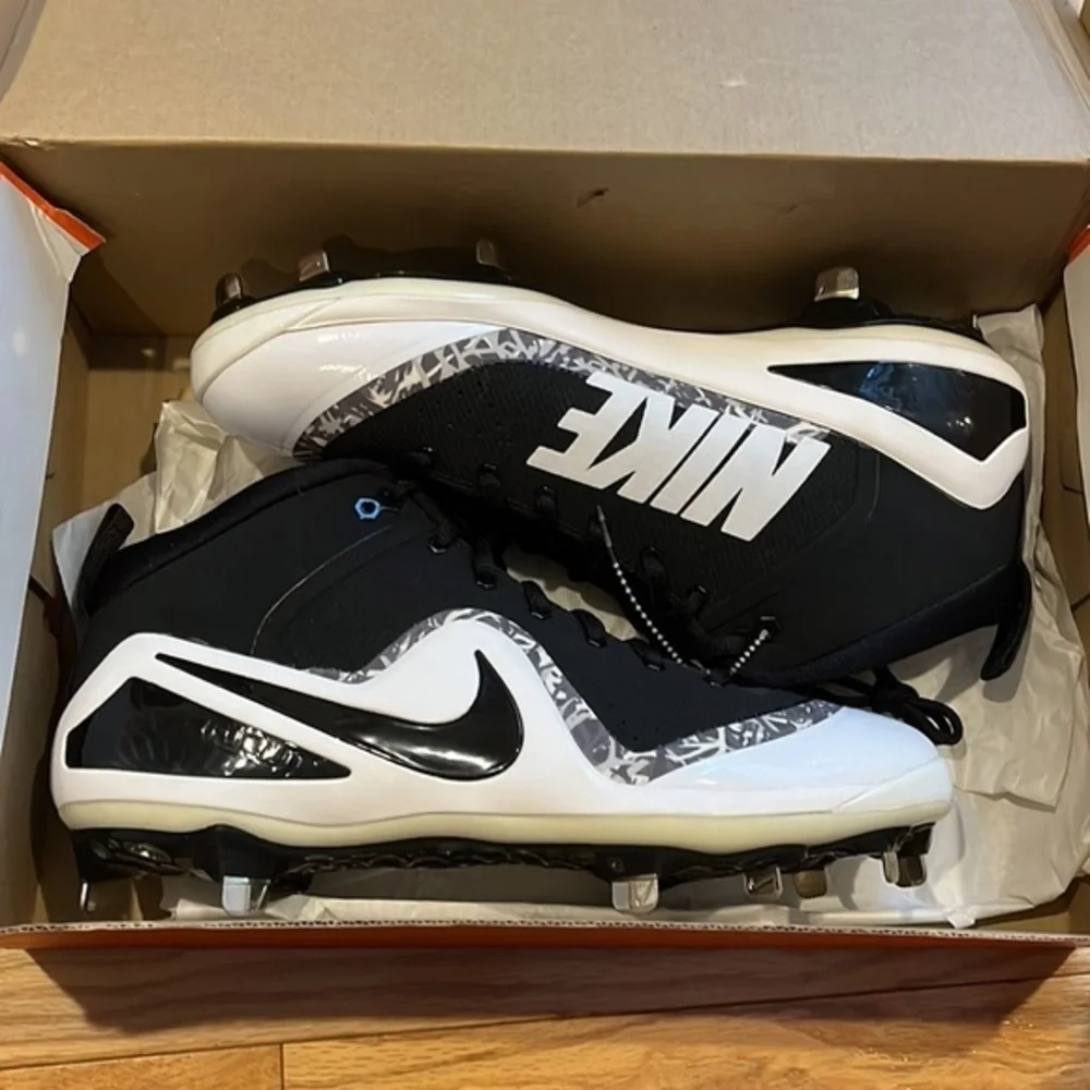 New in Box Nike Force Zoom Trout 4 Baseball cleats Sz 10 - Picture 6 of 10